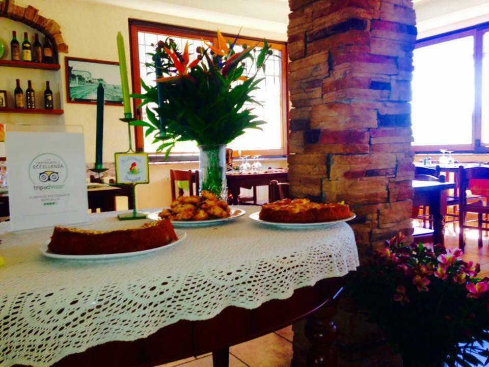 Albergo Ristorante Bergallo Tovo San Giacomo Екстер'єр фото